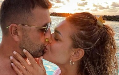 Sandra i Edis Elkasević proslavili drugu godišnjicu braka