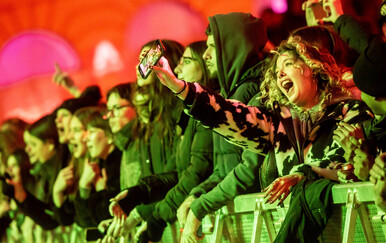 FOTOGALERIJA Organizirani dočeci diljem Hrvatske: Pogledajte prizore uoči Nove godine