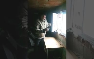 Prozor s kvakom za susjedstvo (FOTO: YouTube/Screenshot)