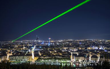 Laser/Ilustracija (Foto: AFP)