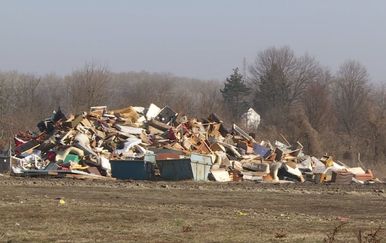 Odlagalište smeća u Belišću (Foto: Dnevnik.hr) - 2