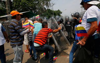 Neredi u Venezueli (Foto: AFP)