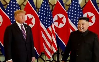 Sastali se Trump i Jong Un (Screenshot: Reuters)