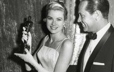 Grace Kelly osvojila je svog prvog i jedinog Oscara 1955.