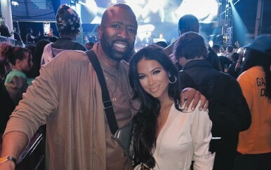 Tia Juričić i Kenny Smith - 1