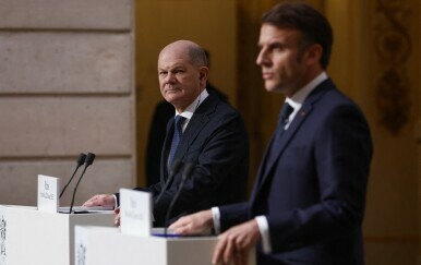 Olaf Scholz i Emanuel Macron