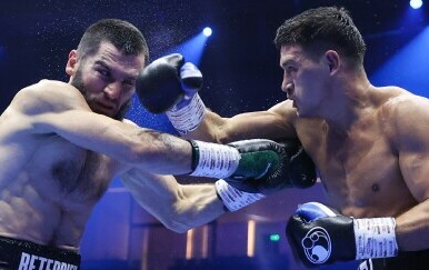 Artur Beterbiev i Dmitri Bivol