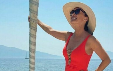 Mladolik izgled i u osmom desetljeću: Ove holivudske zvijezde otkrile su kako prkose godinama, a jedna tajna stalno se ponavlja