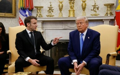 Sastali se Macron i Trump