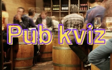 Pub i ljudi koji sjede i pričaju uz naslov kviza