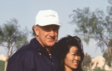 Gene Hackman i Betsy Arakawa - 1