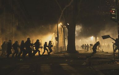 Neredi na prosvjedima protiv zatvaranja kulturnog centra u Torinu