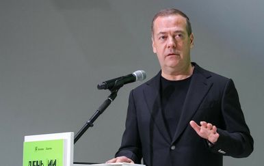 Medvedev hvali Trumpa, ali kaže da još nije "našao njegove podmornice"