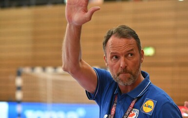 Najžešći kritičar Sigurdssona poručio: "Posipam se pepelom za sve što sam izrekao"