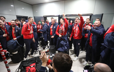 Reakcije na otkazani doček rukometaša