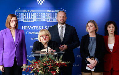 Konferencija oporbe nakon preokreta oko dočeka rukometaša