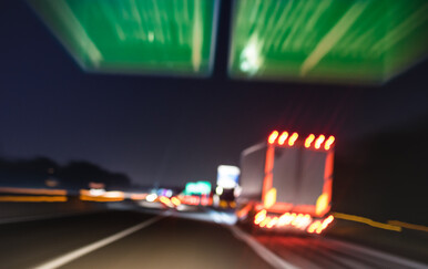 Sudar na obilaznici Turanj, poginuo vozač automobila