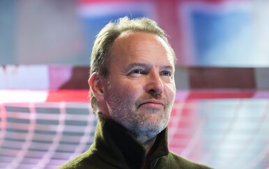 VIDEO Rukometaši su nakon dočeka uživali u večeri, a onda je Dagur Sigurdsson uzeo gitaru