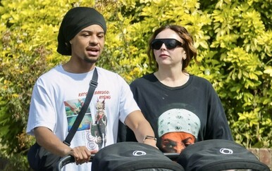 Jesy Nelson otkrila razlog prekida zaruka sa Zionom Fosterom