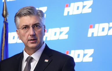 HDZ: "Ispada da je Thompson lani bio režimski pjevač radikalno lijeve ZG vlasti"