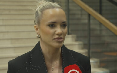 Single život, putovanja bez kompromisa i moda u znaku udobnosti. Meri Goldašić iskreno, bez filtera i očekivanja.