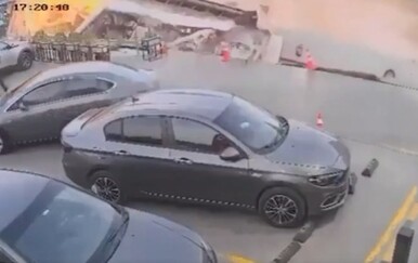 VIDEO Krater se otvorio usred grada i progutao benzinsku postaju s ljudima