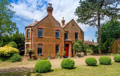 Rezidencija s rijetkim kraljevskim potpisom traži novog vlasnika, ovo je cijena vrijednog zdanja