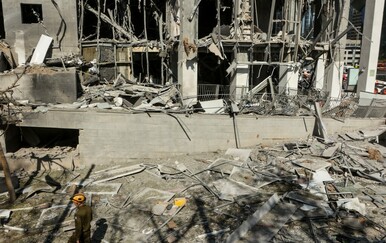 Iran tvrdi da će gađati američke baze u regiji ako ga napadne SAD