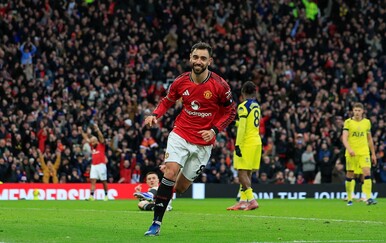 VIDEO Tottenham s deset igrača pao na Old Traffordu: Nastavlja se preporod Uniteda