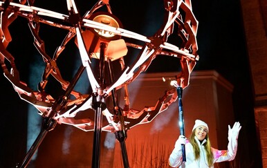 Olimpijski plamenik na udaru društvenih mreža