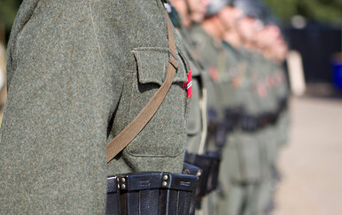 Otkriveno: Kako Substack zarađuje od hostiranja nacističkih biltena