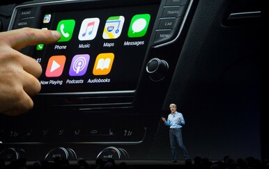 Siri "seli" na stražnje sjedalo? Apple navodno uvodi podršku za ChatGPT, Gemini i Claude u CarPlay