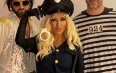 Maja Šuput zapalila Kastav na fašniku: U seksi policajki zapjevala s Danielom Benijem i susrela fanove maskirane u nju i Šimu Eleza