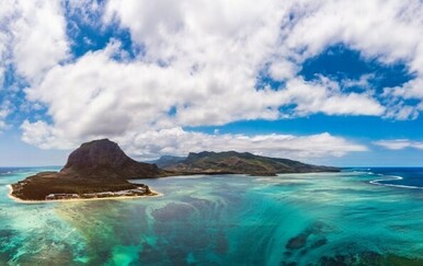 Nestvaran prizor: Pogledajte kako izgleda podvodni vodopad