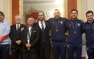Tri futsal reprezentativca primljeni kod zagrebačkog gradonačelnika Tomaševića