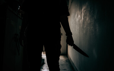 Mesarka ubila, raskomadala i zakopala partnericu u dvorište kuće u Engleskoj