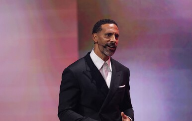 Rio Ferdinand u sve teže stanju, počeo je redovno koristi invalidska kolica