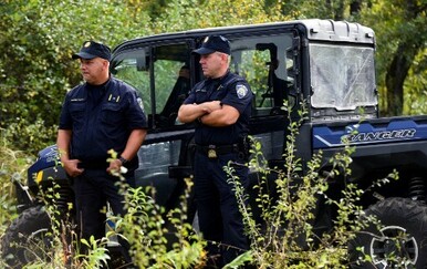 Mediji iz BiH optužili hrvatsku policiju da su pretukli i ilegalno prebacili migrante u njihovu zemlji: Oglasio se MUP, evo što su nam rekli