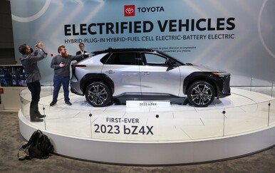 Toyota počinje s proizvodnjom robotaksija