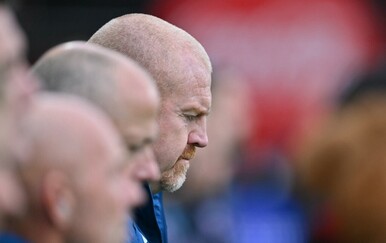 Nottingham Forest smijenio Seana Dychea