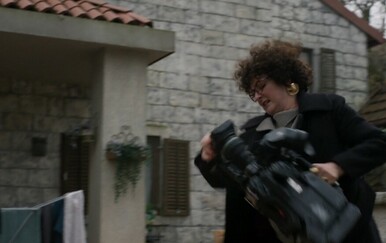 Kumovi: Nitko ju nije mogao zaustaviti - napala je novinare