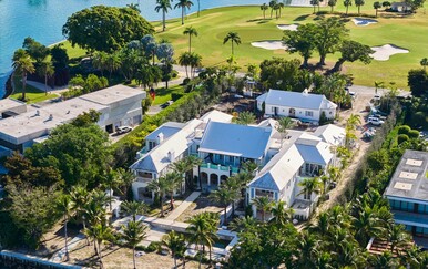 Mark Zuckerberg navodno proširuje svoj sve veći popis luksuznih domova nekretninom uz obalu u najtraženijem dijelu jednog od najekskluzivnijih kvartova u Americi