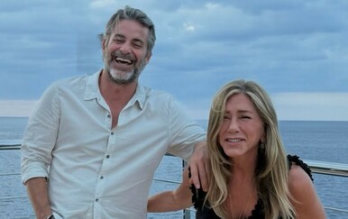Jim Curtis čestitao Jennifer Aniston rođendan