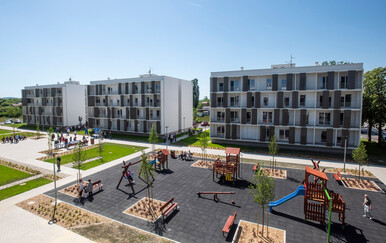 Bačić: Država planira do 2030. izgraditi i obnoviti 20.200 stanova