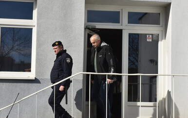 Uhićeni gradonačelnik Nove Gradiške Vinko Grgić doveden u osječki Uskok