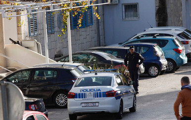 Makarska: U sukobu teže ozlijeđen muškarac, tri osobe uhićene