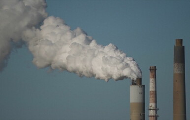 Trump poništio ključnu odluku o ograničavanju emisija