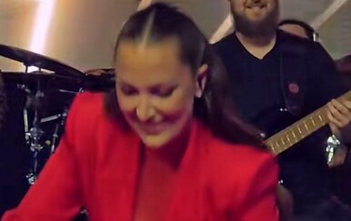 Aleksandra Prijović pala usred nastupa