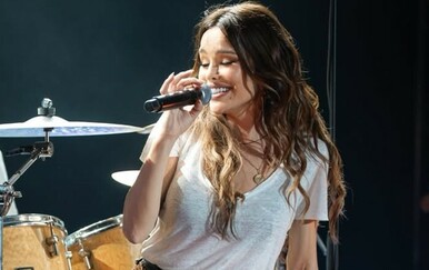 "Jesu li to tange?" Upečatljiv detalj na Severininim kožnim hlačama privukao pažnju