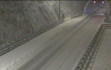 VIDEO Mećava u Lici: Zabijelila se A1